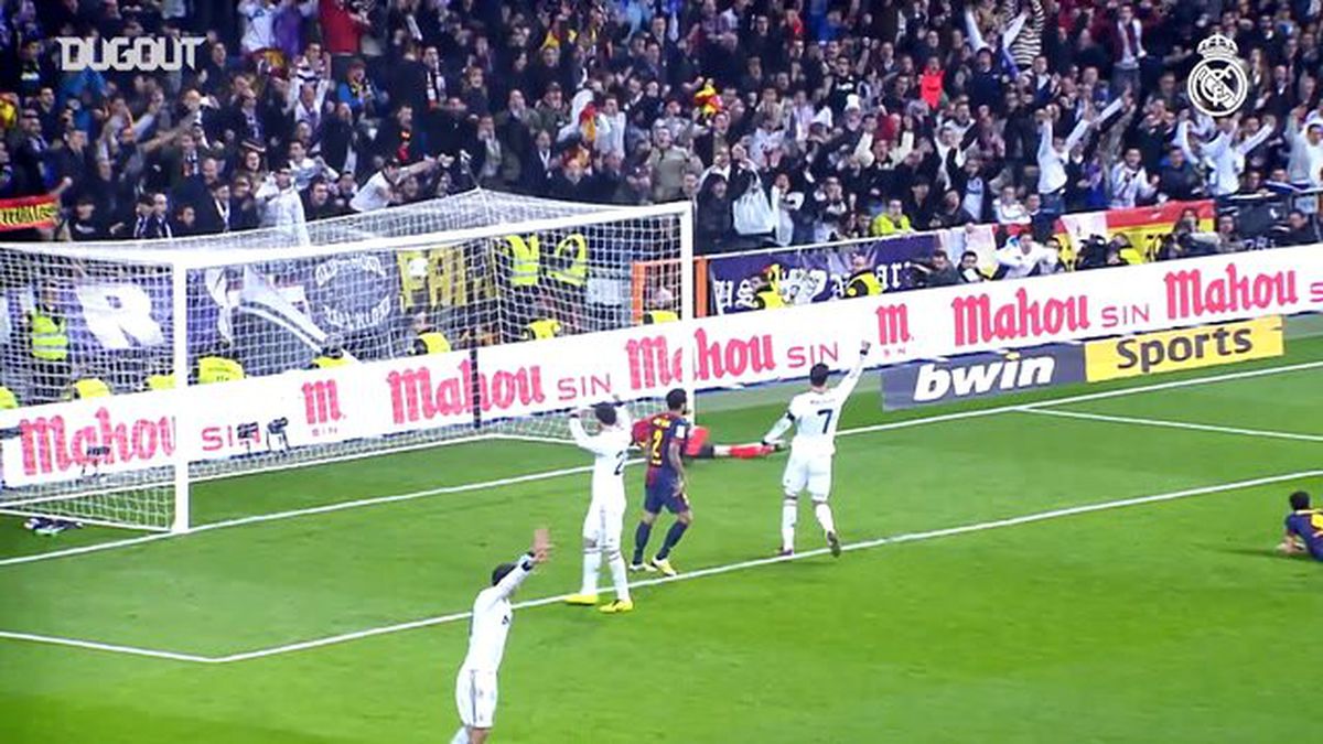 Varane\'nın Real Madrid\'de Kafayla Attığı Goller 