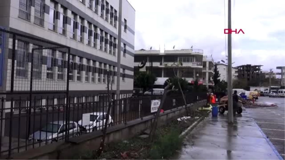 Antalya iki günlük yağış antalya\'yı vurdu