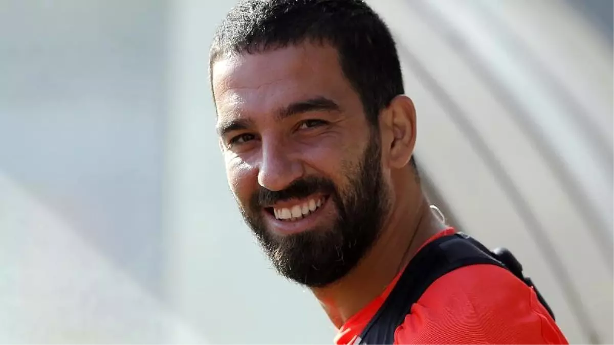 Arda Turan Barcelona\'ya geri dönüyor