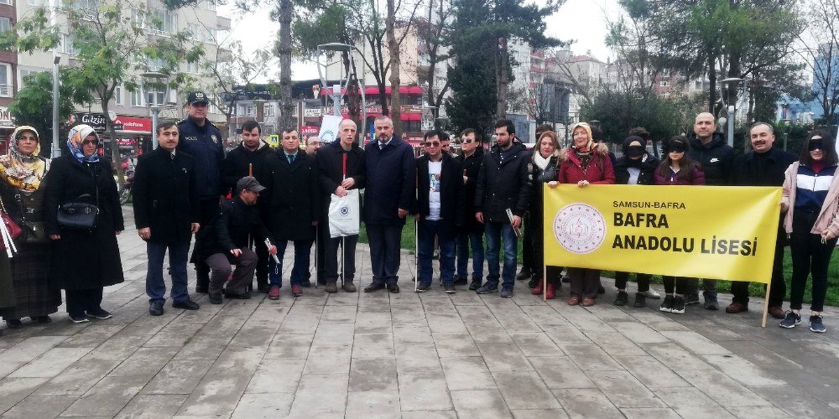\'Beyaz Baston Haftası\'nda farkındalık oluşturdular