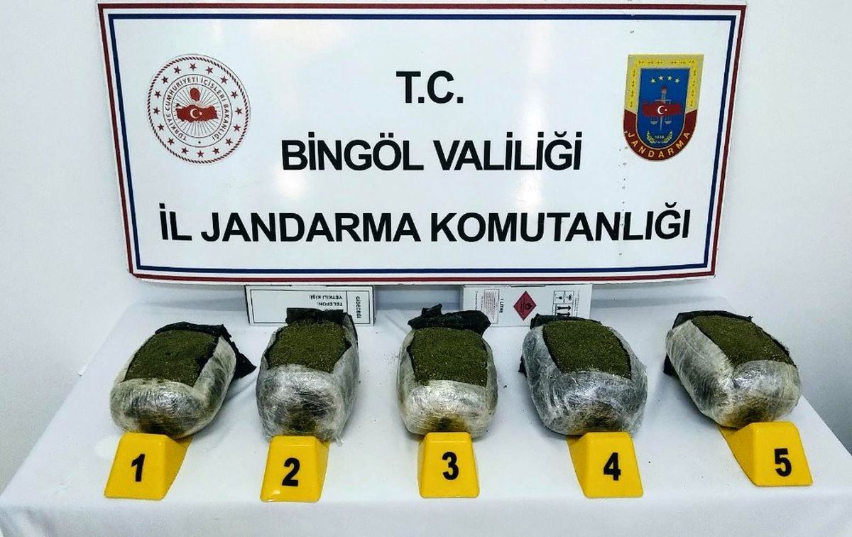 Bingöl\'de uyuşturucu tacirleri termal kamerayla yakalandı