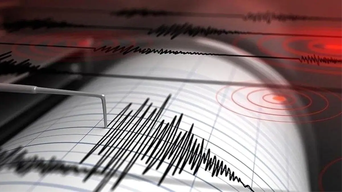 Endonezya\'da 6.2 büyüklüğünde deprem