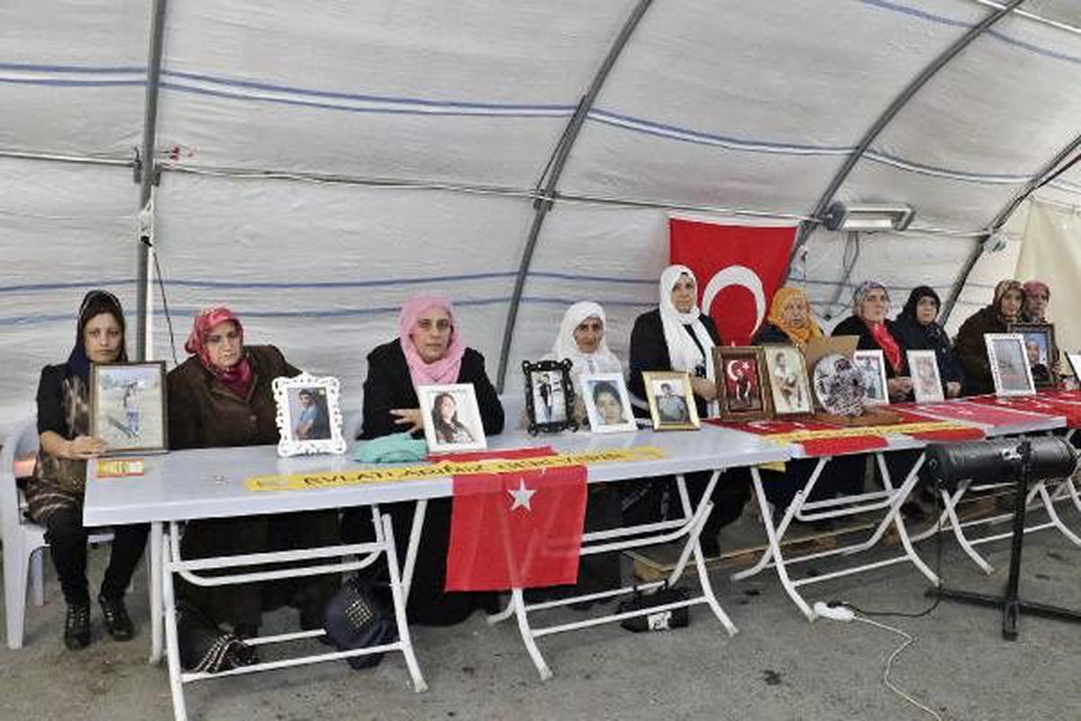 HDP önündeki eylemde 127\'nci gün; aile sayısı 65 oldu