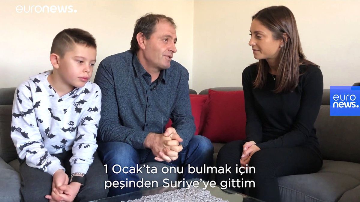 IŞİD esaretinden kurtarılan Alvin 5 yıl sonra Arnavutluk\'ta babasına kavuştu