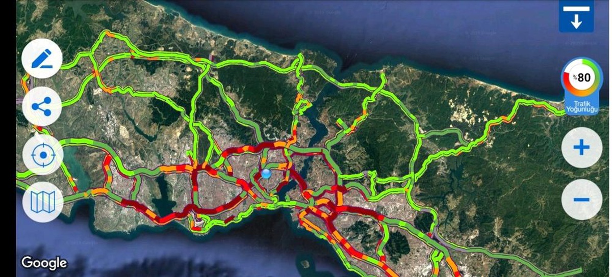 İstanbul\'da trafik yoğunluğu yüzde 80\'lere ulaştı