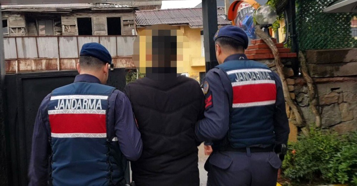Jandarmadan nefes kesen uyuşturucu operasyonu kamerada