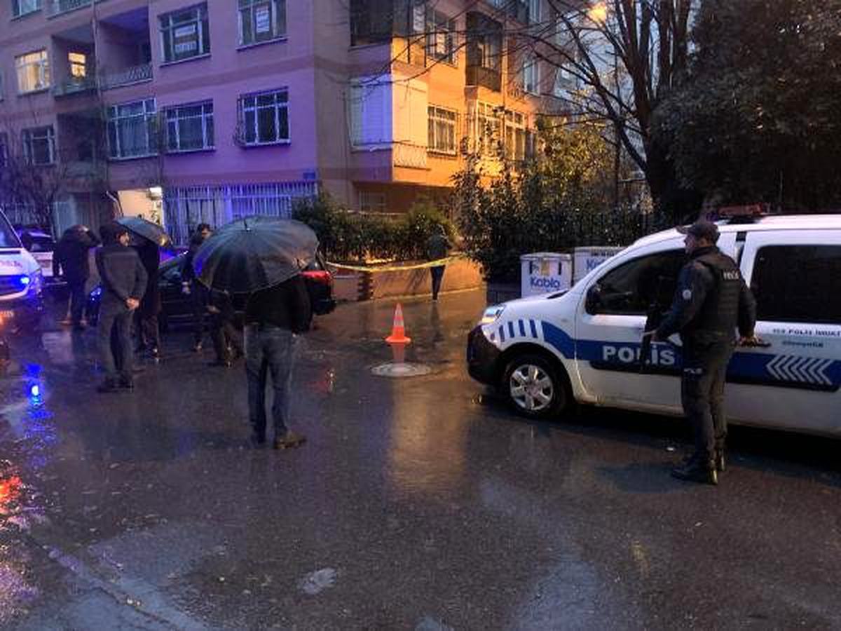 Kadıköy\'de polise silahlı saldırı (1)