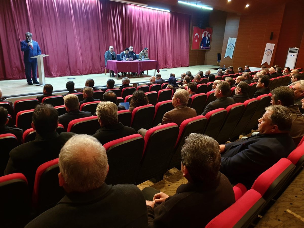 Kadirli\'de muhtarlar, güvenlik ve halk günü toplantısı yapıldı