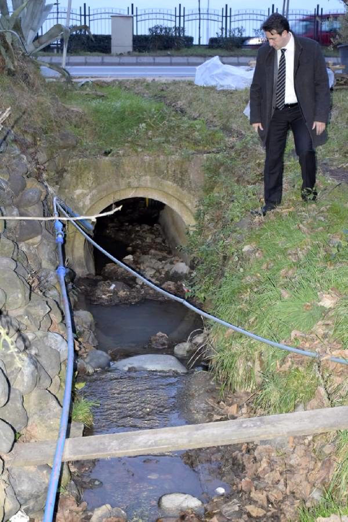 Karadeniz\'de sel ve taşkınlara karşı \'büz\' yasağı