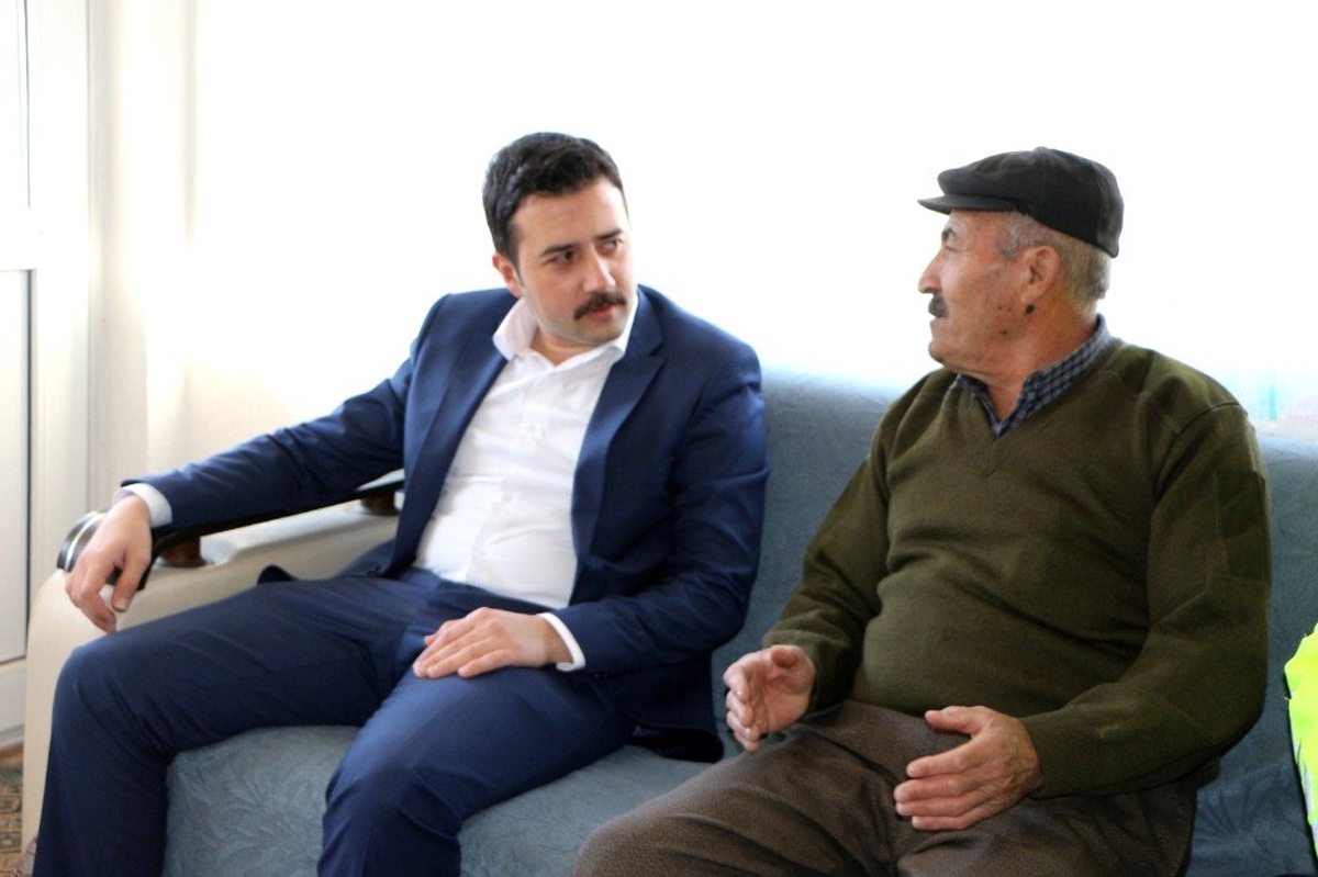 Kaymakam Fırat, Kıbrıs Gazisi\'ni ziyaret etti