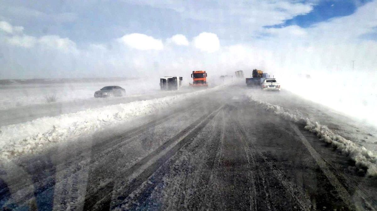 Kayseri\'de yolcu otobüsü devrildi: 14 yaralı