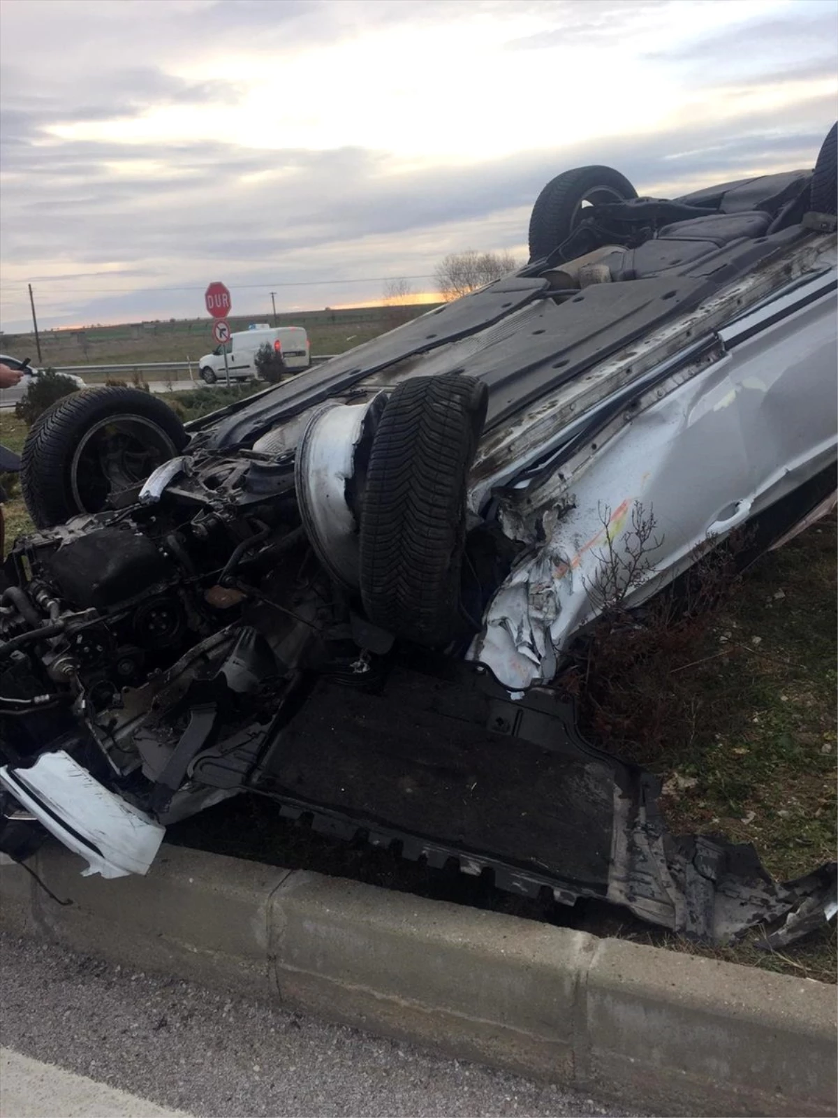 Kırklareli\'nde askeri araçla otomobil çarpıştı: 4 yaralı