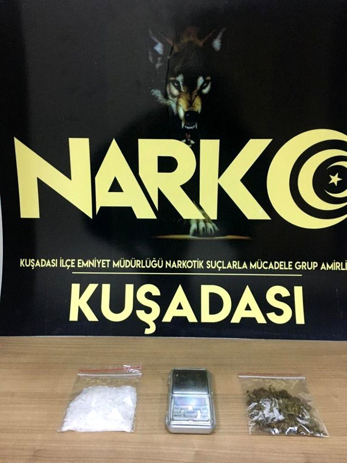 Kuşadası\'nda uyuşturucu operasyonu : 1 gözaltı
