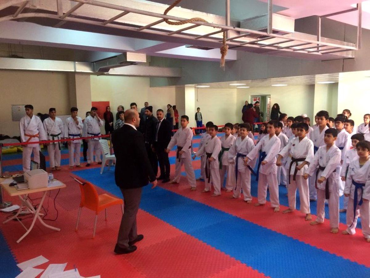 Mardin\'de okullar arası karate seçmeleri yapıldı