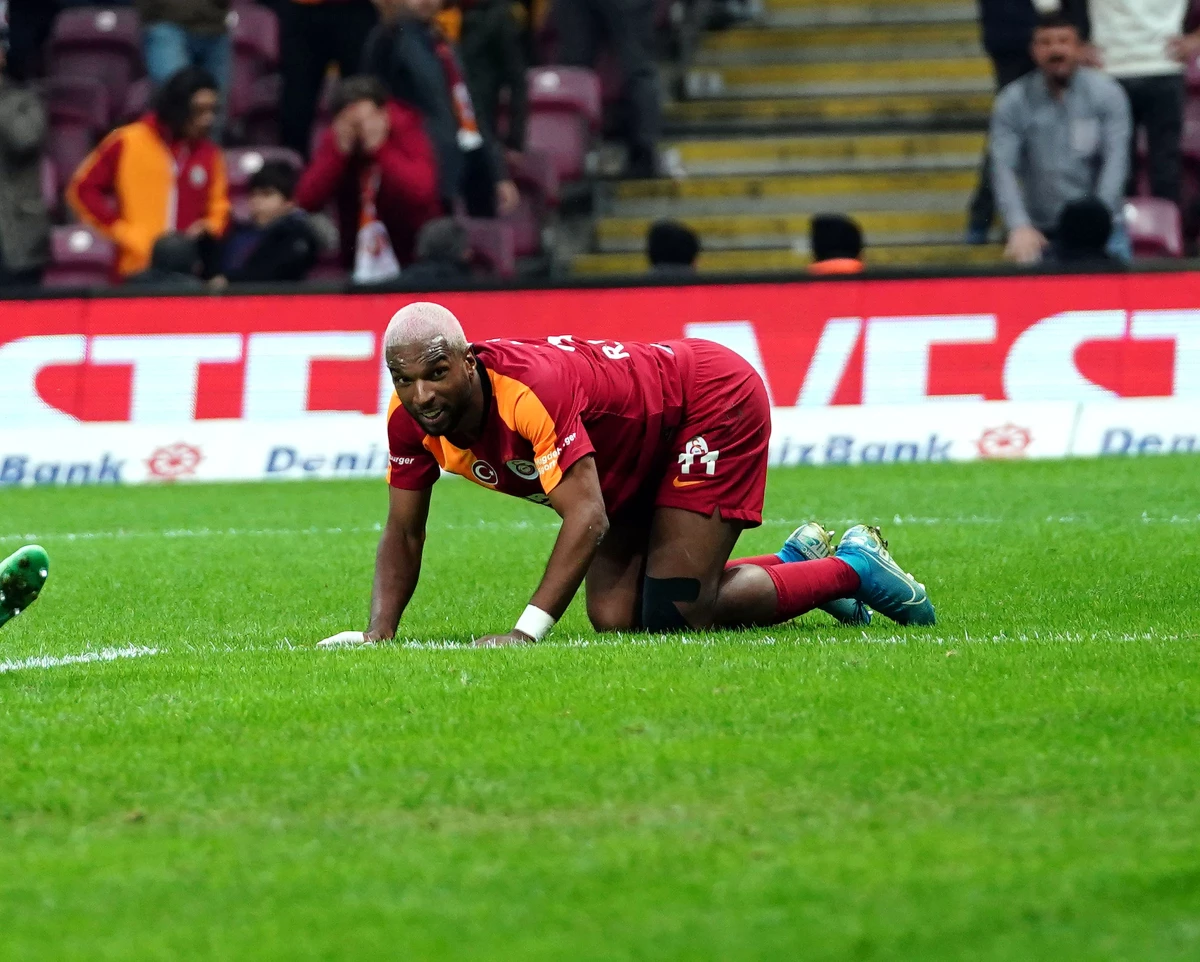 Ryan Babel, Galatasaray\'daki kredisini tüketti! Yönetim gidişine onay verdi