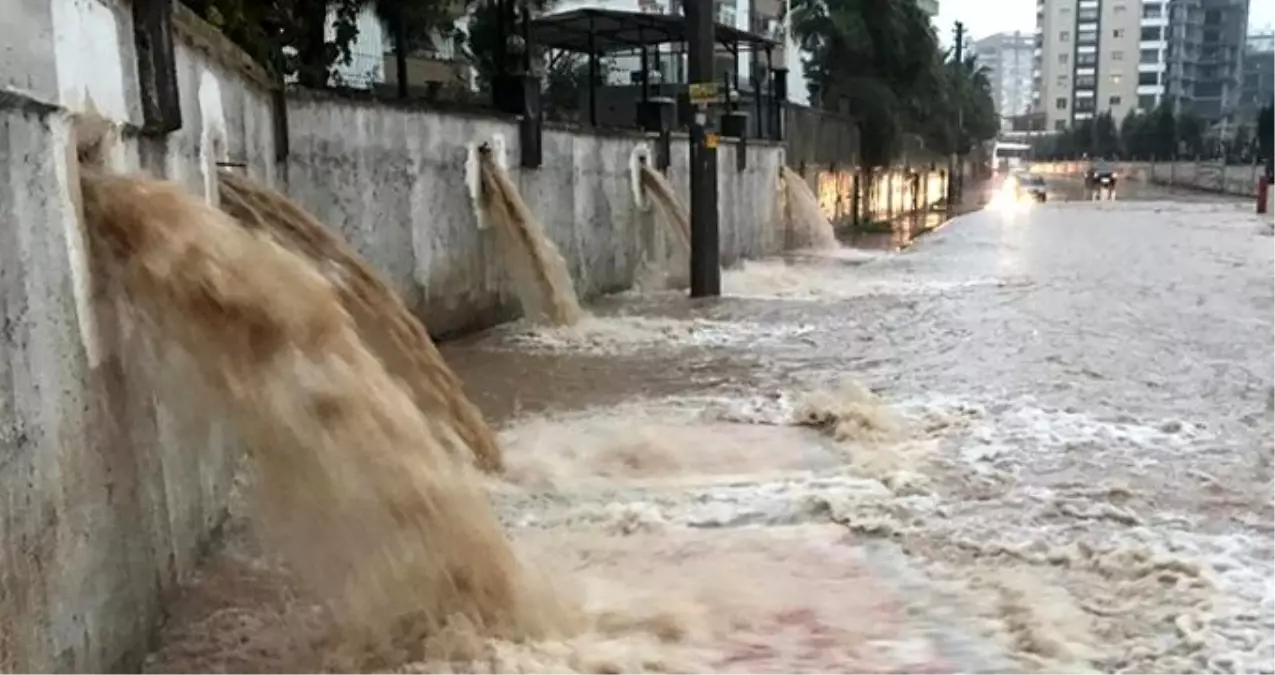 Şiddetli yağışların etkili olduğu Mersin\'de ölü sayısı ikiye yükseldi