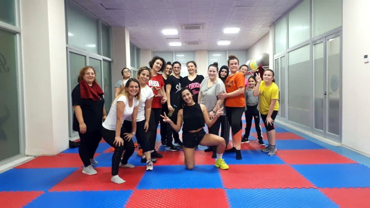 Turgutlu\'da Zumba derslerine yoğun ilgi