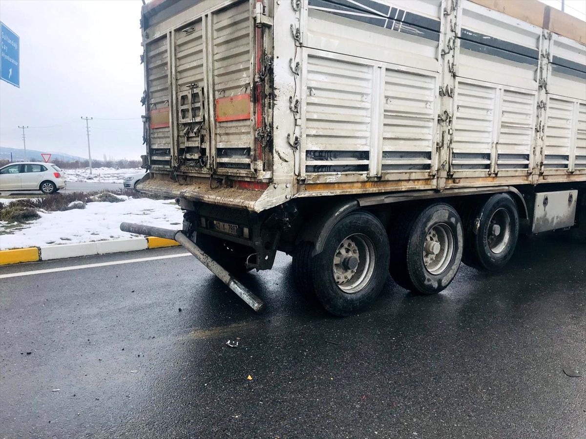 Akşehir\'de trafik kazası: 1 yaralı