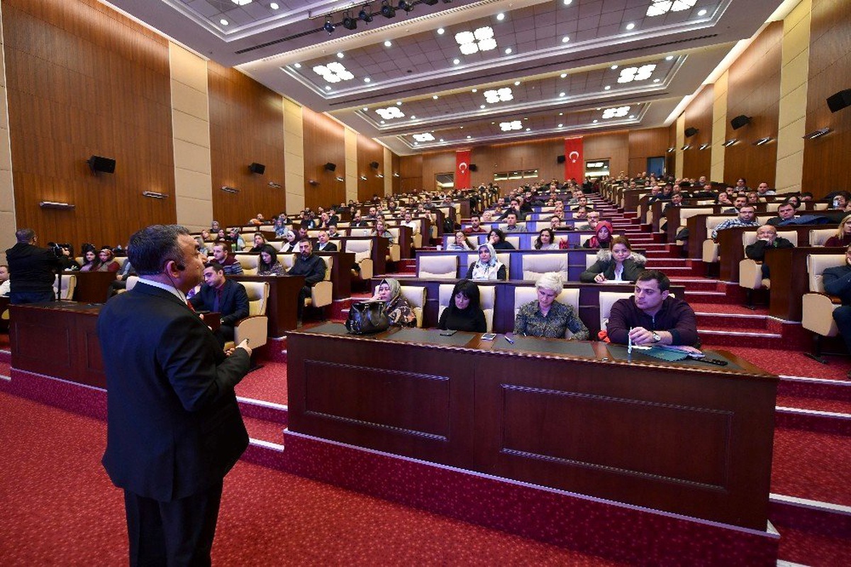 Ankara Büyükşehir Belediyesi personeline "kamu ihale kanunu" eğitimi
