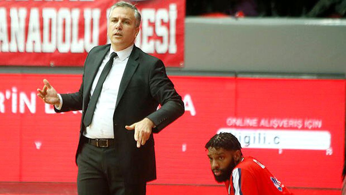 Bahçeşehir Koleji Başantrenörü Zafer Aktaş: "İstediğimiz basketbolu çok gösteremedik"