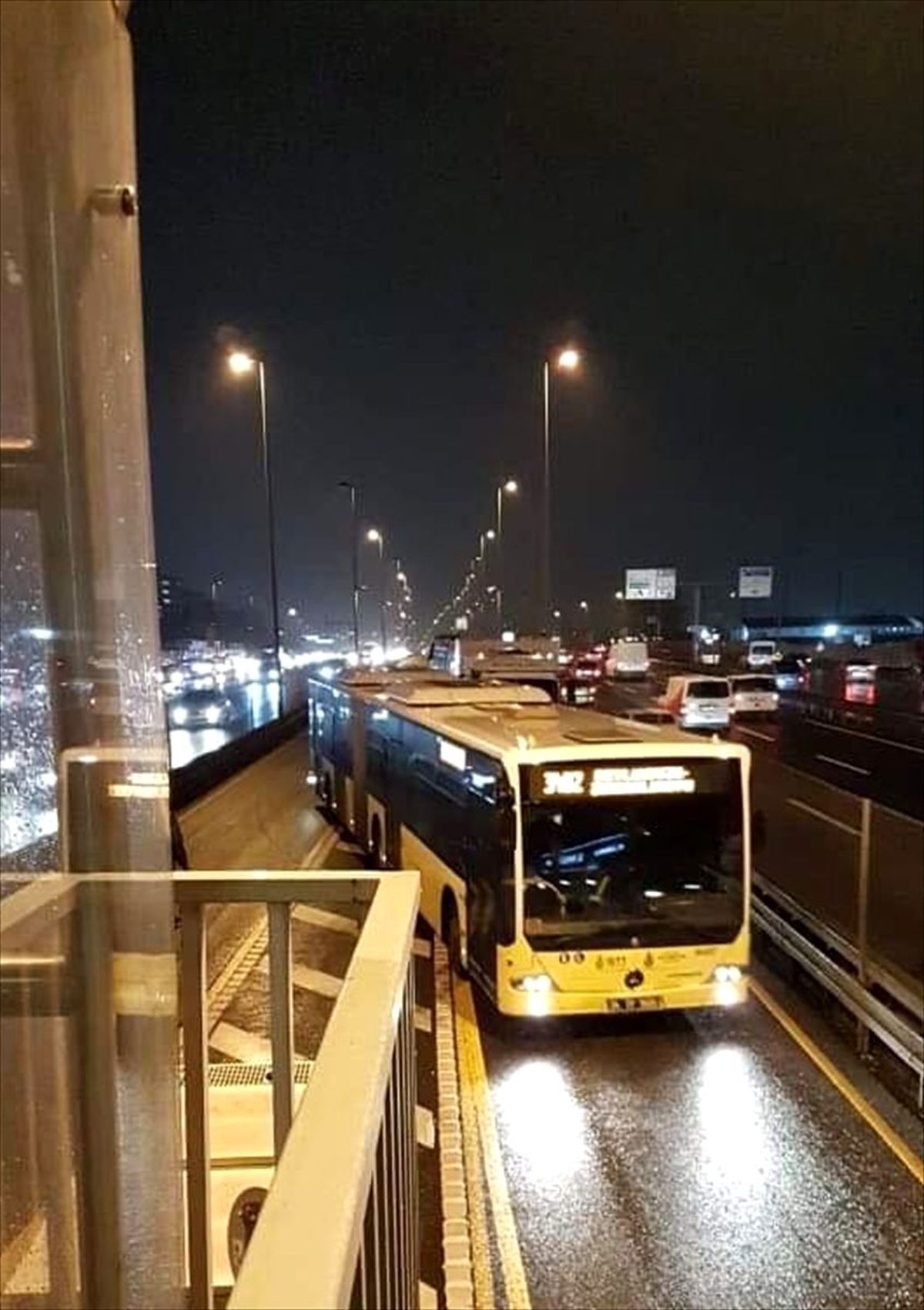 Bakırköy\'de metrobüs arızası