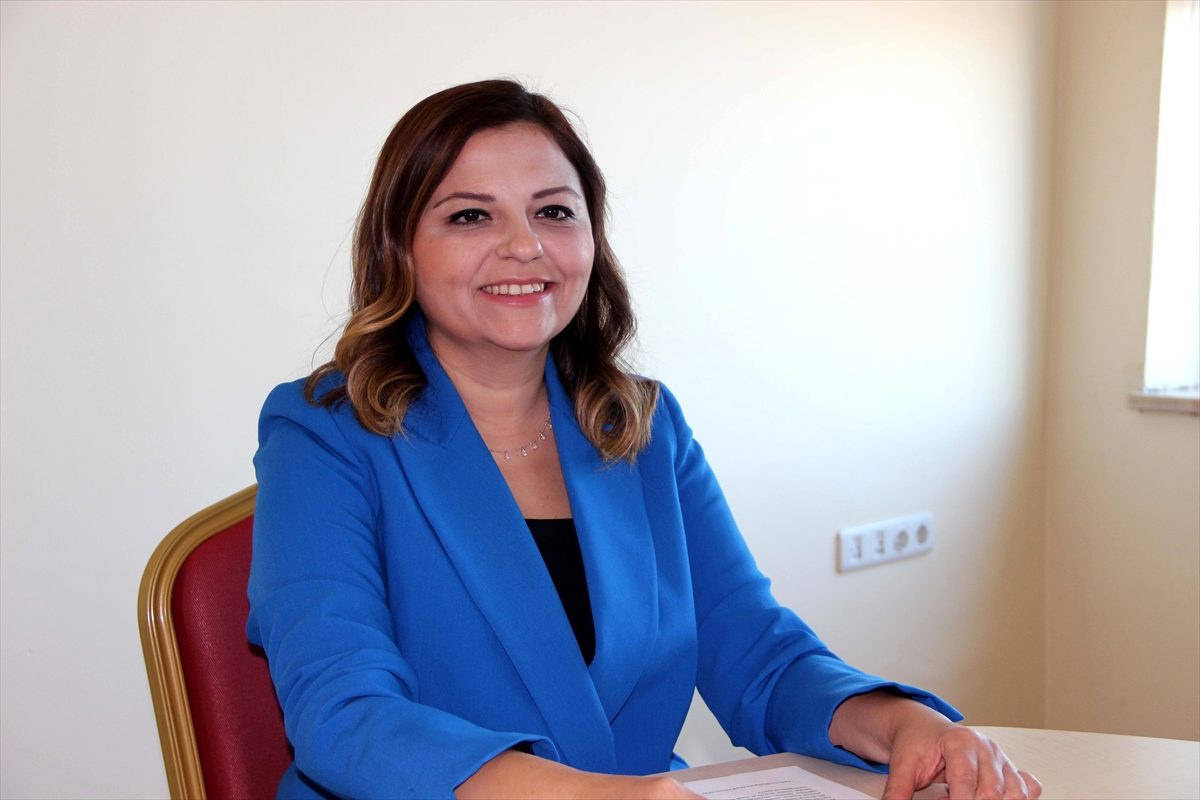 Bebeklerde "uzun süre püre kıvamında beslenme" uyarısı