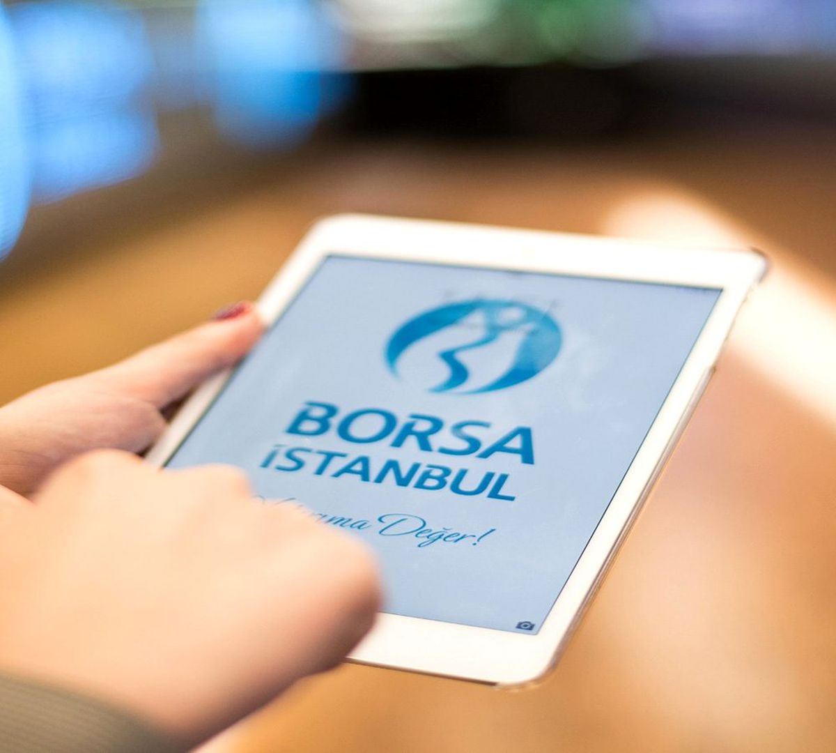 Borsa ilk yarıda yükseldi