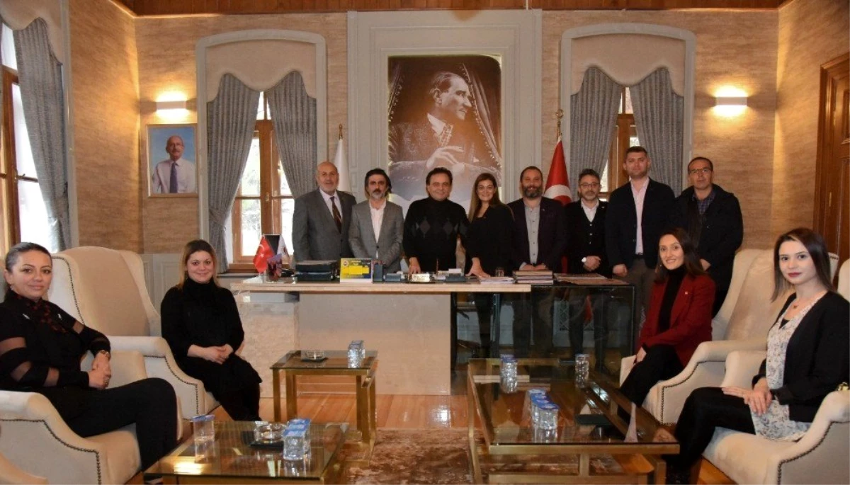 CHP Merkez İlçe Teşkilatından Başkan Şahin\'e ziyaret