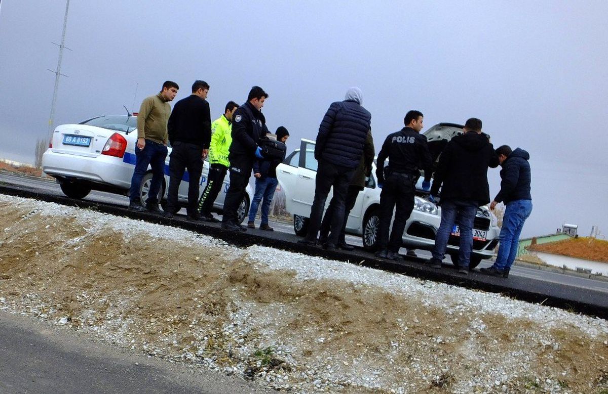 İki iş adamını 780 bin TL dolandıran 4 şüpheli kaçarken yakalandı