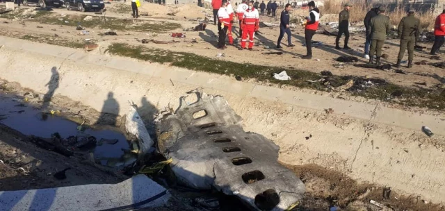 Son dakika: İran'dan Yolcu uçağı füzeyle düşürüldü iddiasına yalanlama geldi