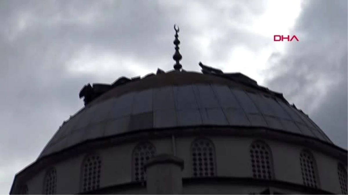 İstanbul müftülüğü, minaresiz kalan, kubbesi de fırtınadan etkilenen cami için devrede