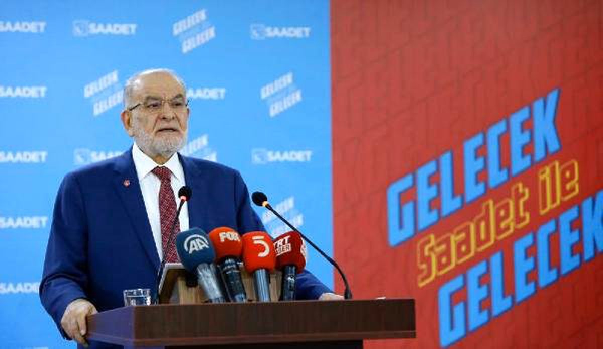 Karamollaoğlu: Trump\'un parlamentodan onay alması gerekiyordu
