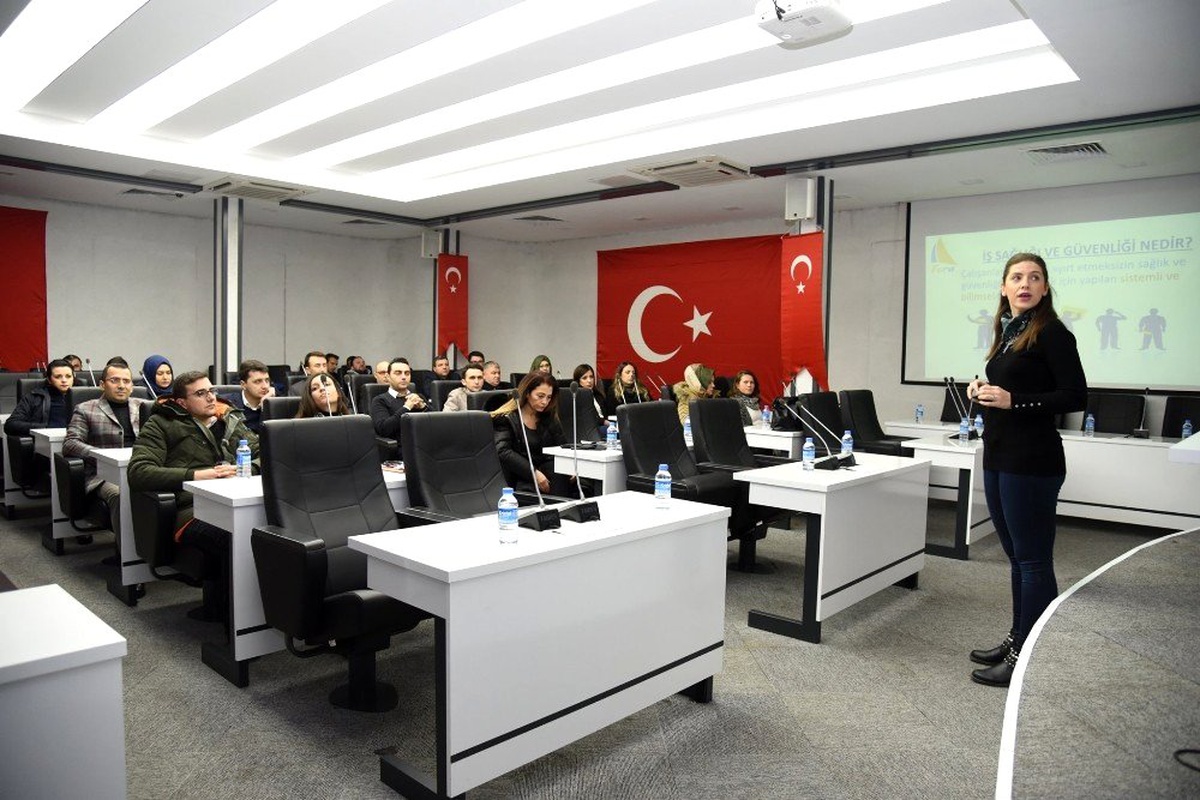 Karesi Belediyesi personelinin sağlık ve güvenliğini düşünüyor