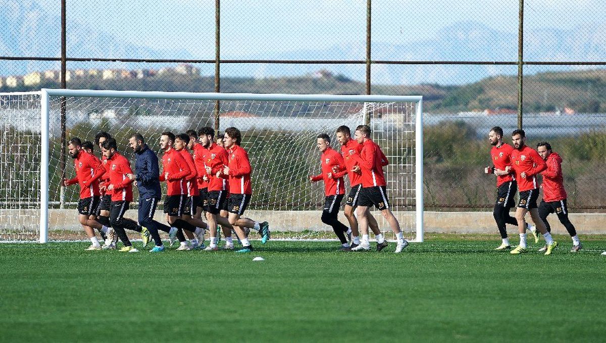 Kayserispor\'da hazırlıklar devam ediyor