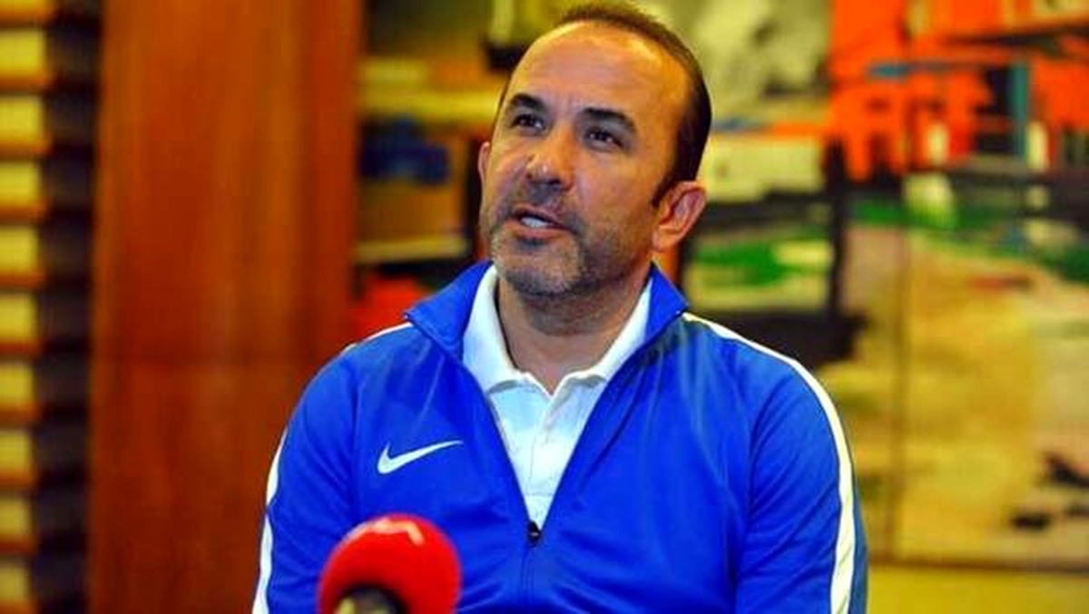 Mehmet Özdilek: "Herkesin Beşiktaş\'a hizmet etme düşüncesi vardır"