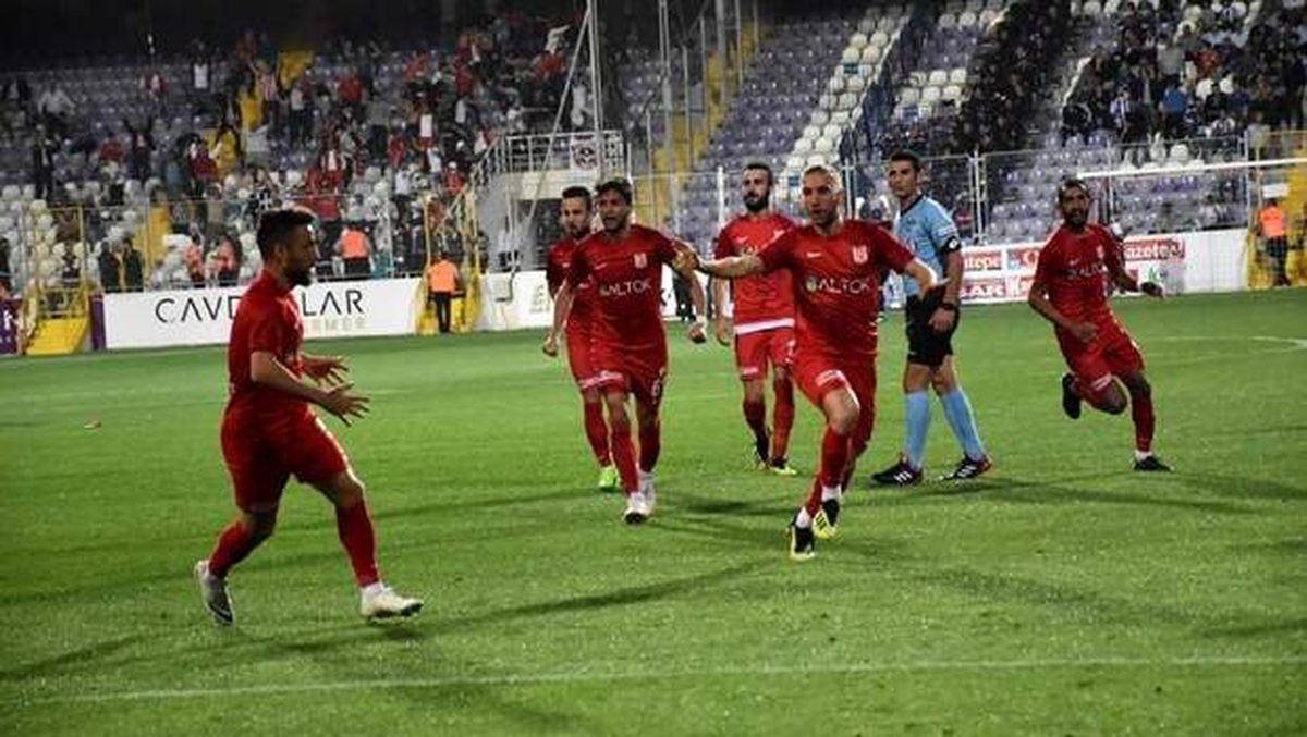 Menemenspor\'da Furkan radarda