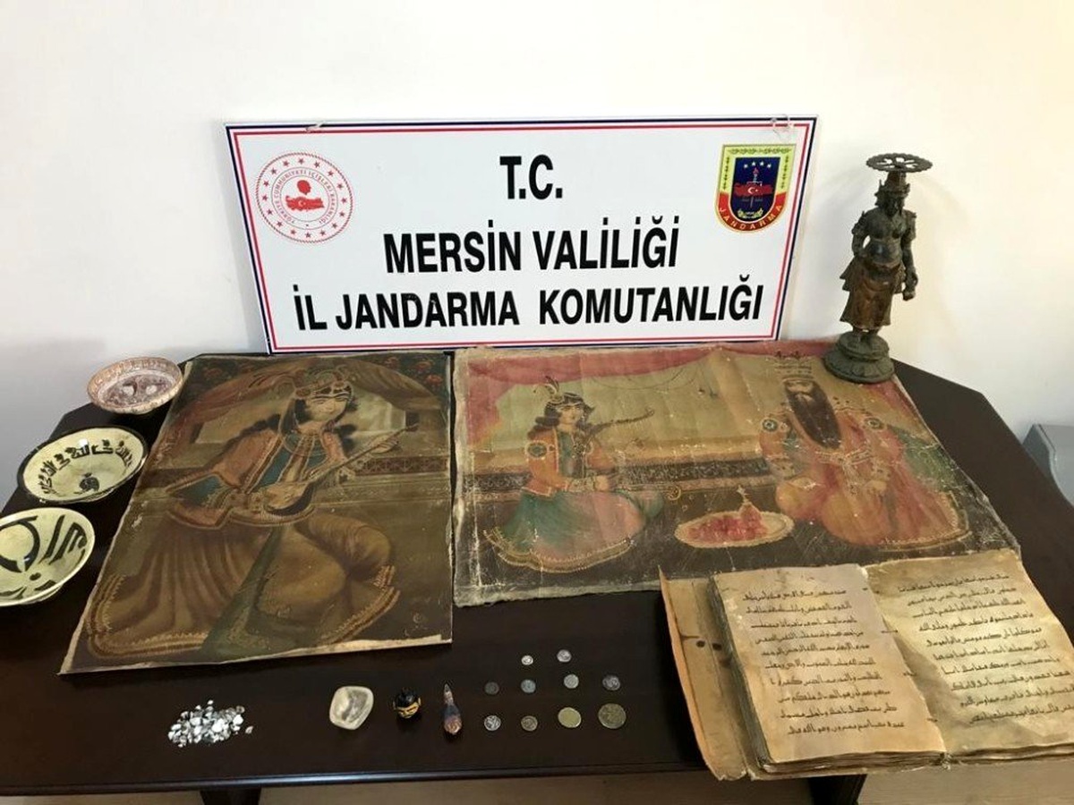 Mersin\'de tarihi eser operasyonu: 2 gözaltı