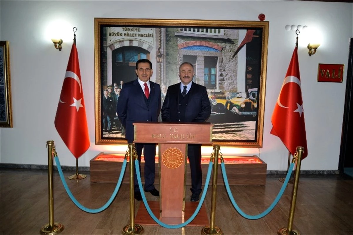MGK Genel Sekreteri Hacımüftüoğlu, Bolu Valisi Ümit\'i ziyaret etti