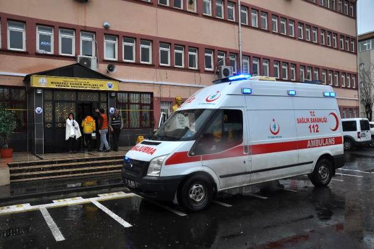 Sınıfta arkadaşlarıyla tartışan Rojbin, 4\'üncü katın penceresinden atladı