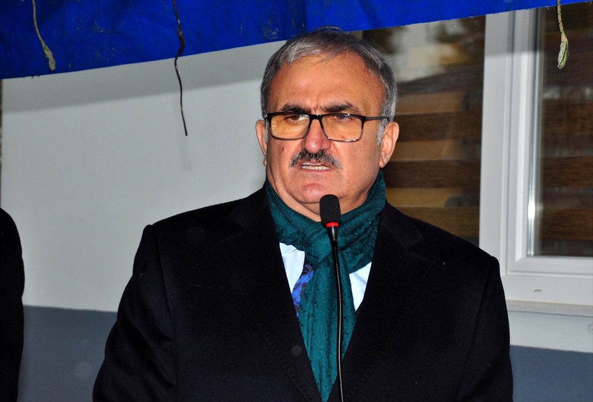 Vali Karaloğlu, Manavgat ilçesinde jandarma karakolu ile kültür merkezinin açılışını yaptı
