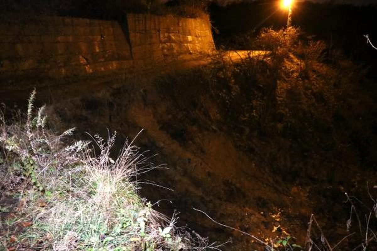 Zonguldak\'ta heyelan, 3 ev boşaltıldı