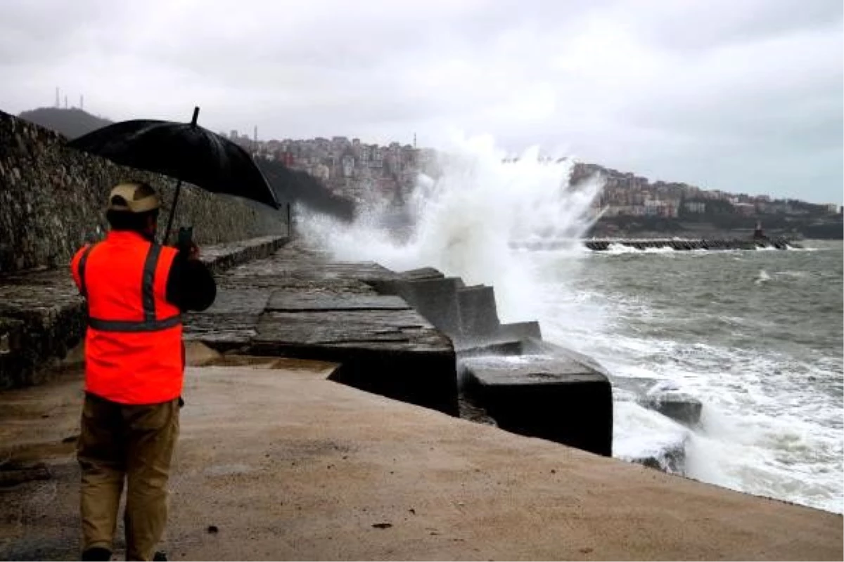 Zonguldak\'ta yağmur ve rüzgar etkili oldu