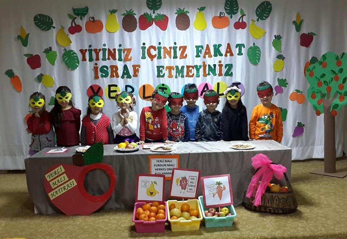 150 minik öğrenciye tam zamanlı Kur\'an ve Değerler Eğitimi