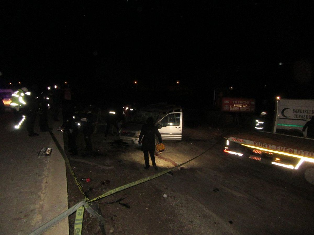 Afyonkarahisar\'da trafik kazası: 1 ölü