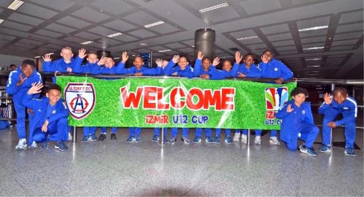 Avrupa devlerinin 12 yaş takımları yine İzmir\'e geliyor