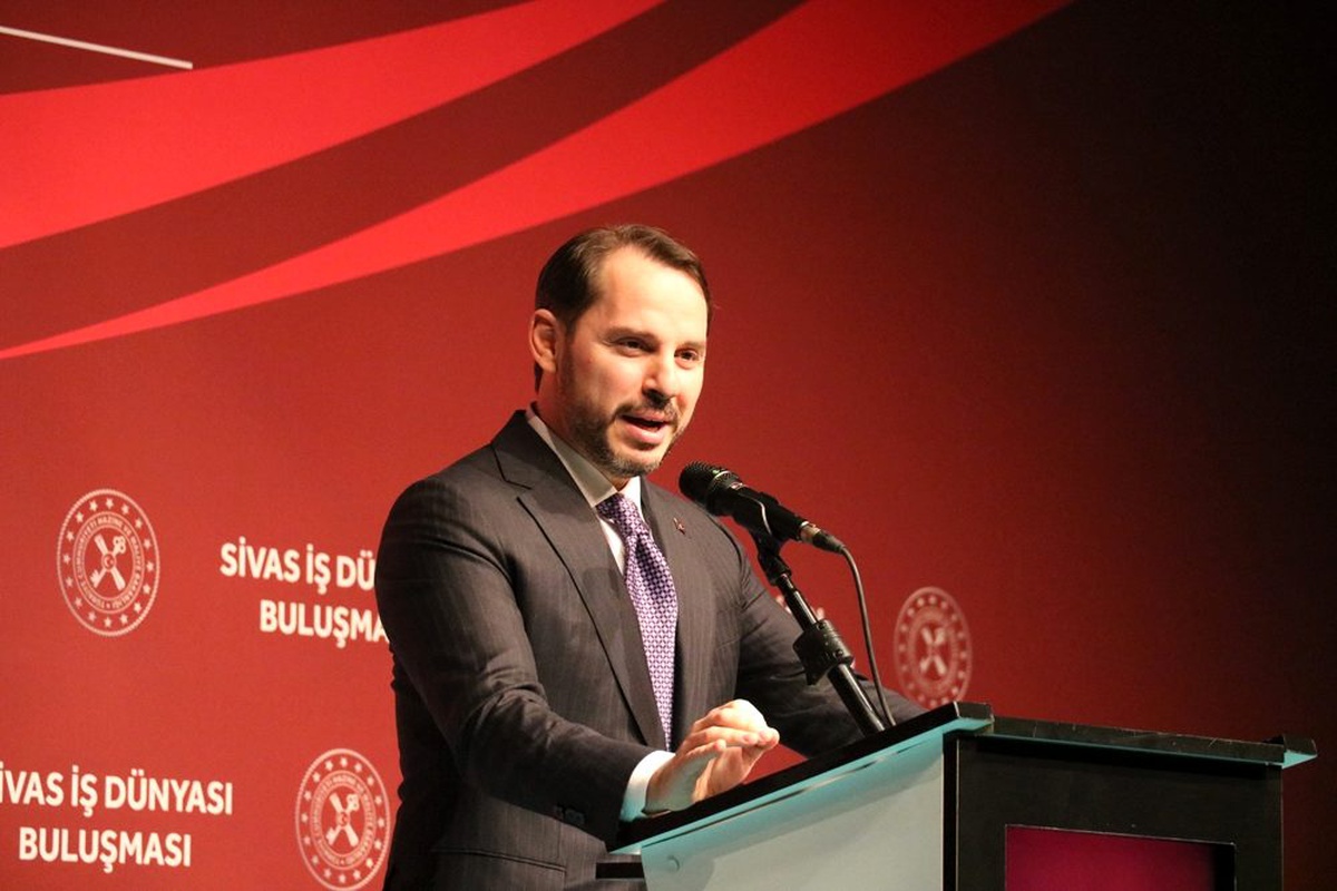 Bakan Albayrak\'tan çiftçiye ve tüketiciye müjde