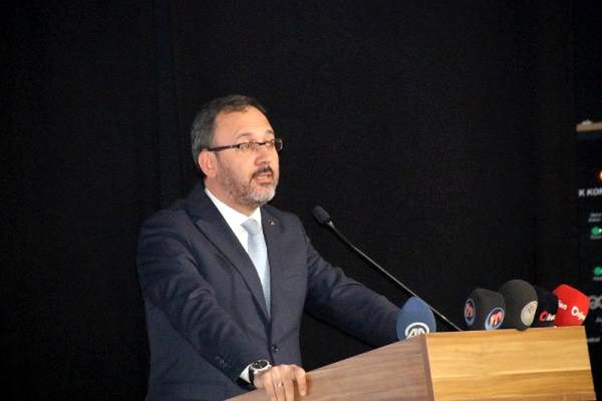 Bakan Kasapoğlu: Kadınların spor alanlarına erişimini kolaylaştırmanın gayreti içindeyiz (2)