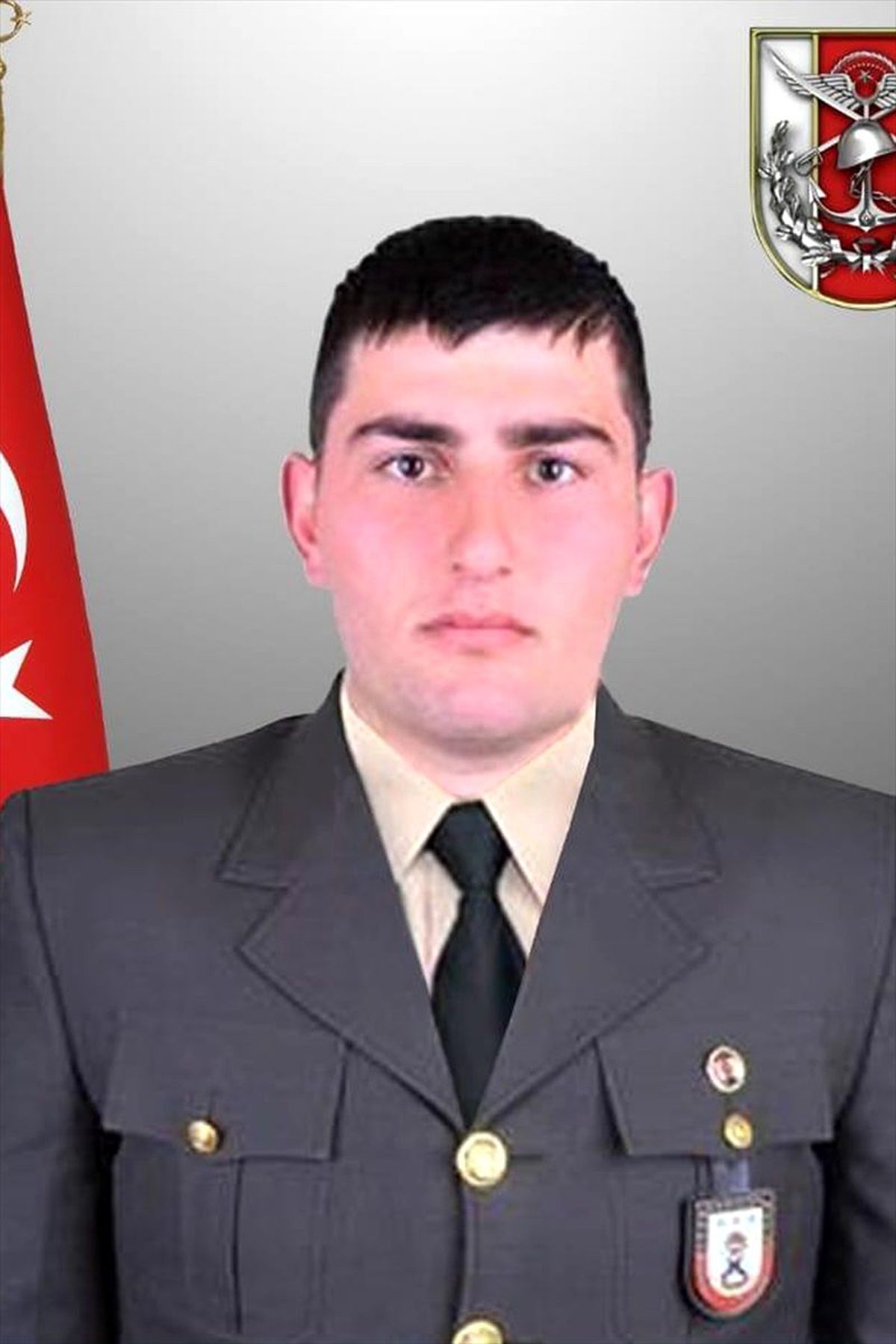 Barış Pınarı Harekatı Bölgesi\'nde şehit olan askerin ailesine acı haber ulaştırıldı
