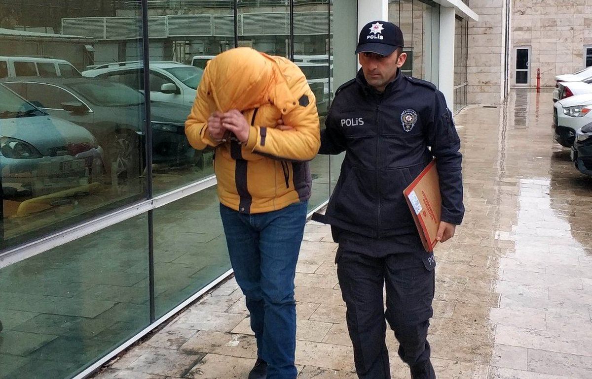 Bisiklet hırsızlığından aranan şahıs polis merkezinde yakalandı