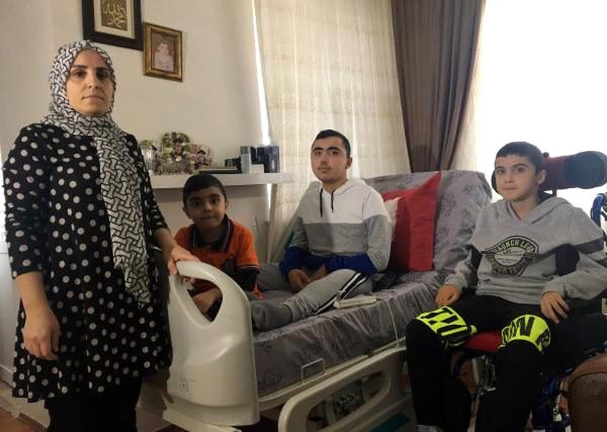 DMD\'li kardeşler bisiklet, oyuncak değil, öksürtme cihazı istiyor